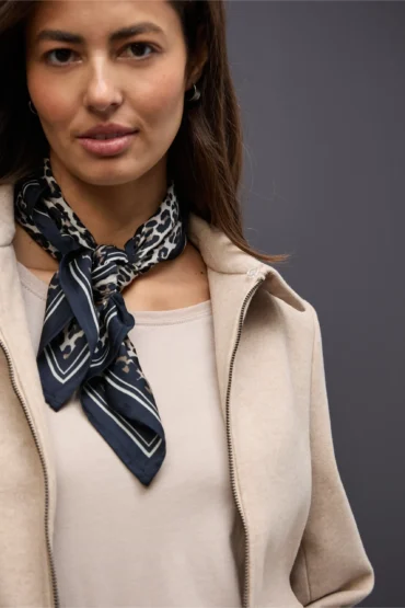 A57298830001A_4063047878175_7_m