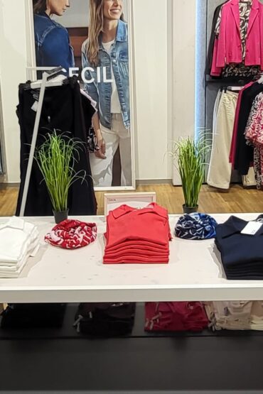 8f599596-6780-44e1-878d-c692f6806dac