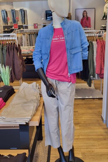 e1712ac4-d32a-4c75-aad4-afdcd8cddab9